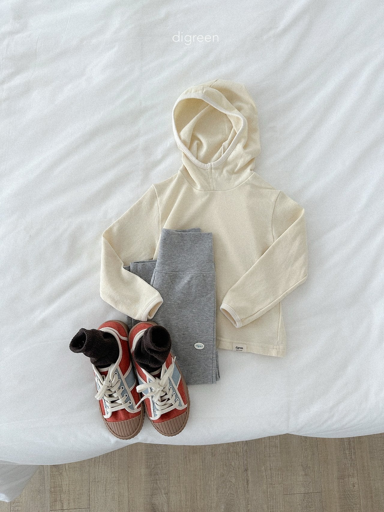 《予約》Pobi Hood / digreen