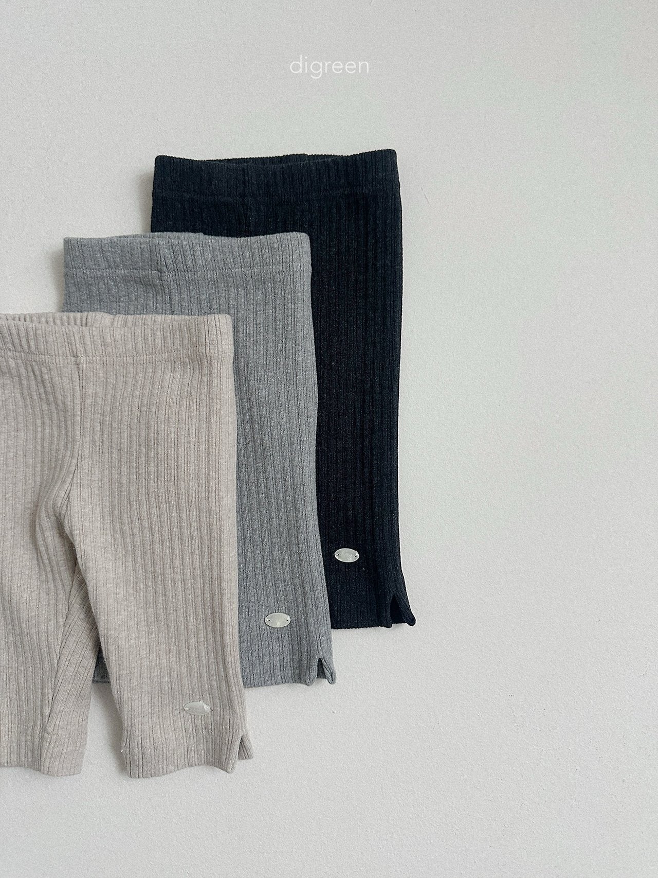 《予約》Rib Capri Leggings / digreen