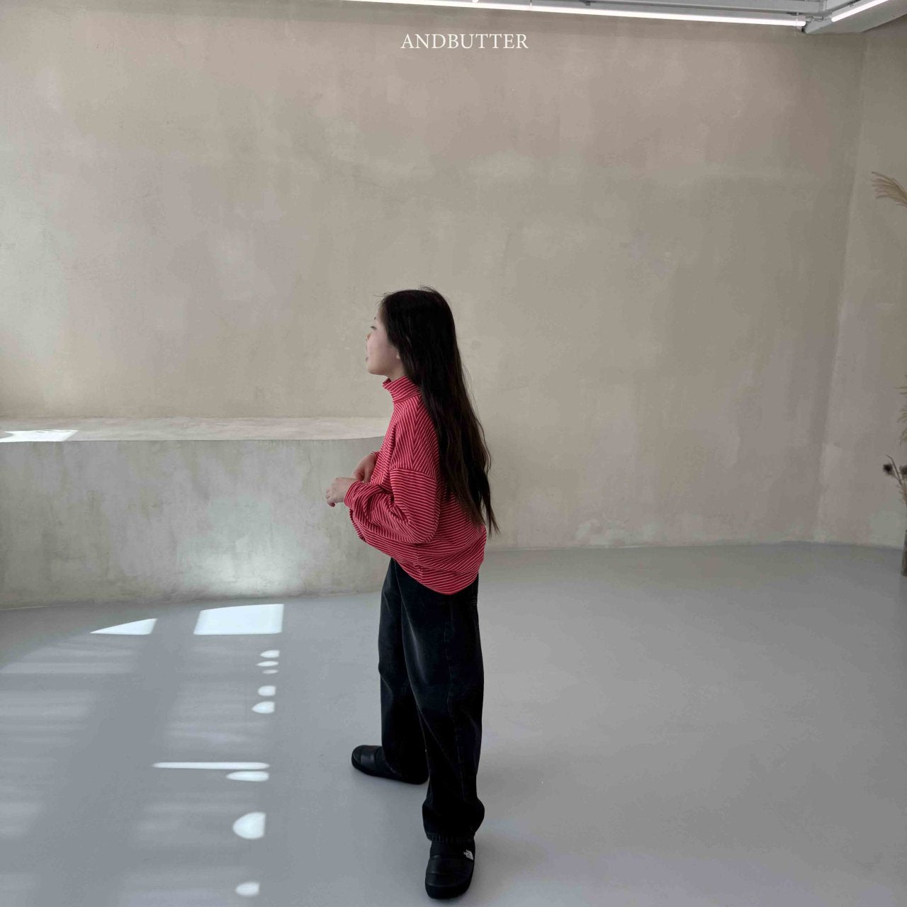 《予約》Art Stripe Turtleneck / andbutter