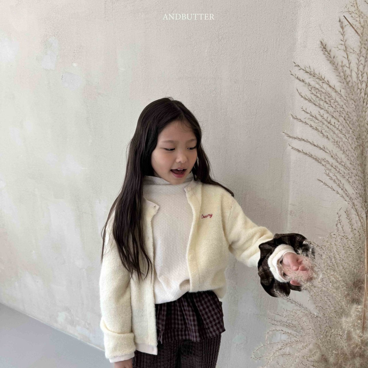 《予約》Eyelet Herat Turtleneck / andbutter