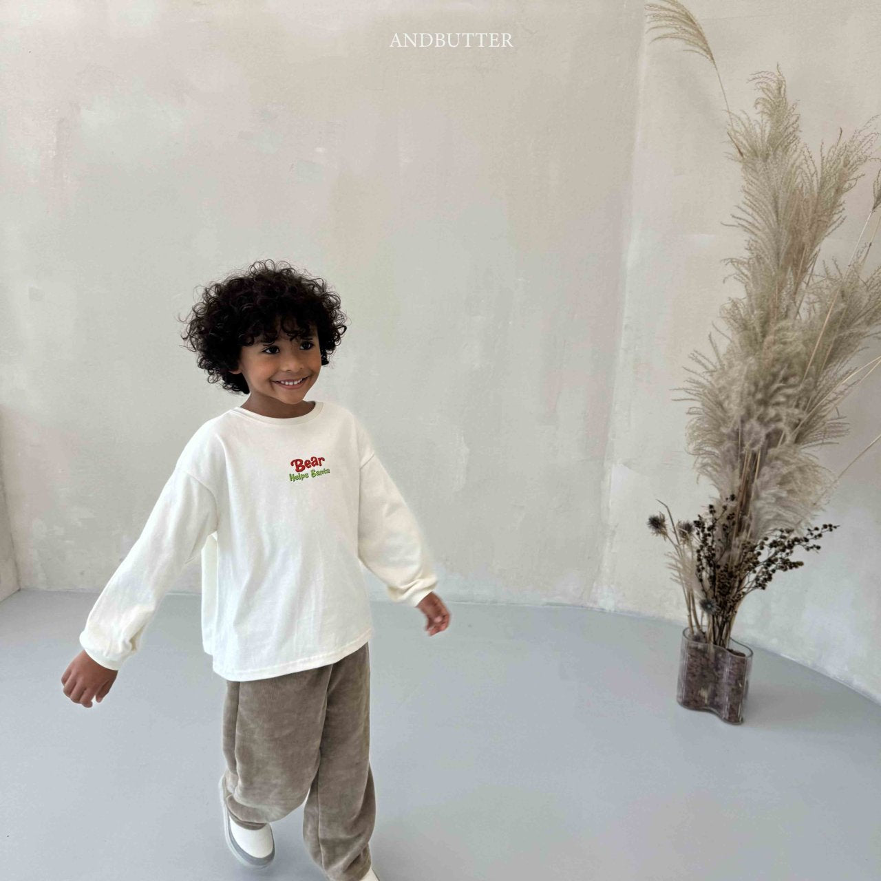 《予約》Santa Bear Tee / andbutter