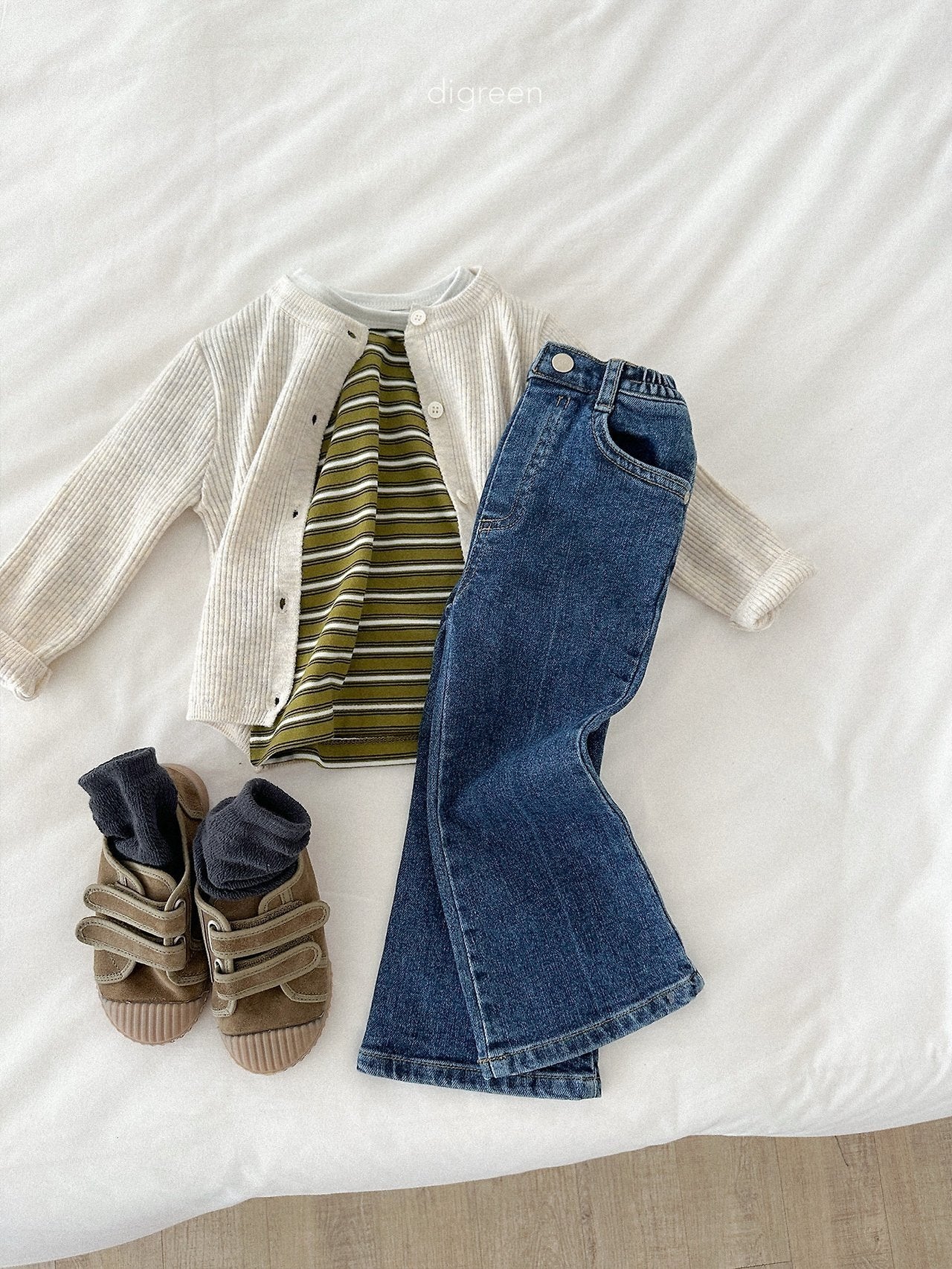 《予約》Olive Cardigan / digren