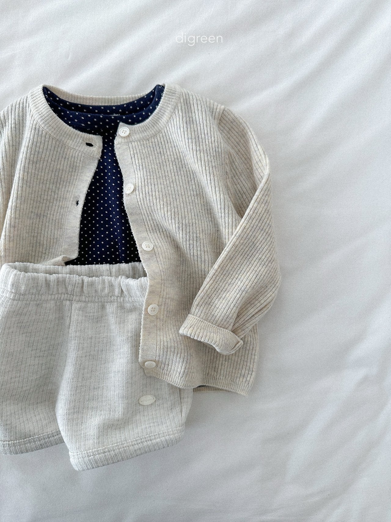 《予約》Olive Cardigan / digren