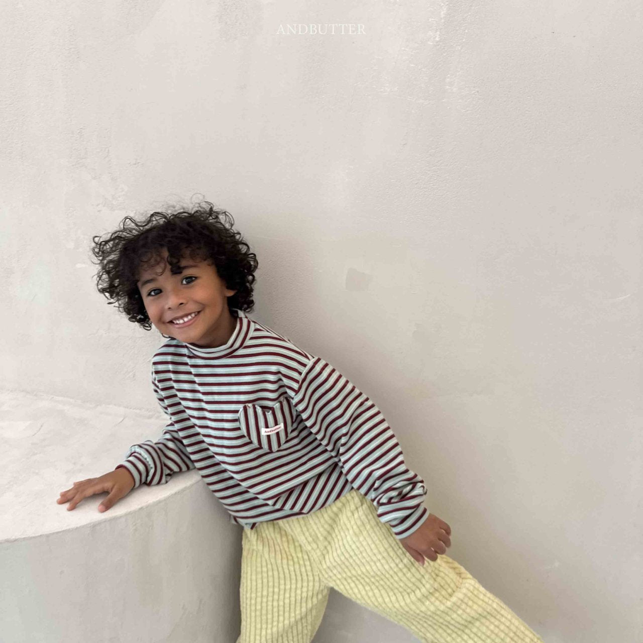 《予約》Heart Pocket Turtleneck / andbutter