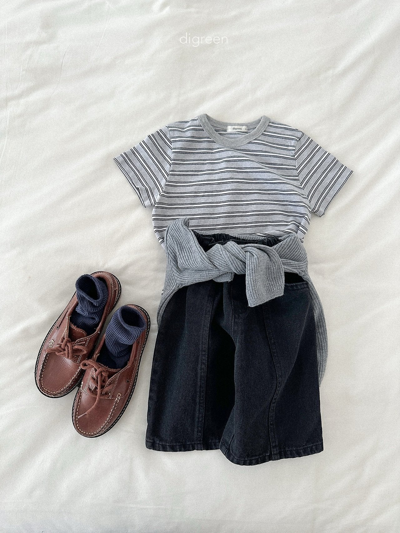 《予約》Loopy Tee / digreen