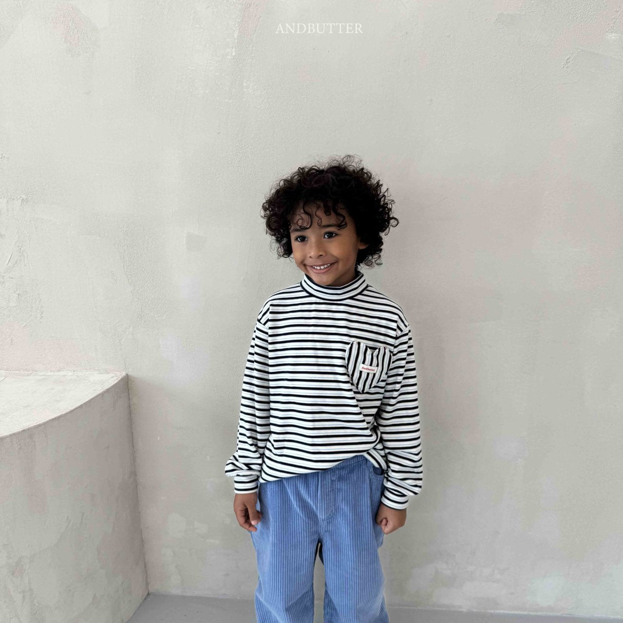 《予約》Heart Pocket Turtleneck / andbutter