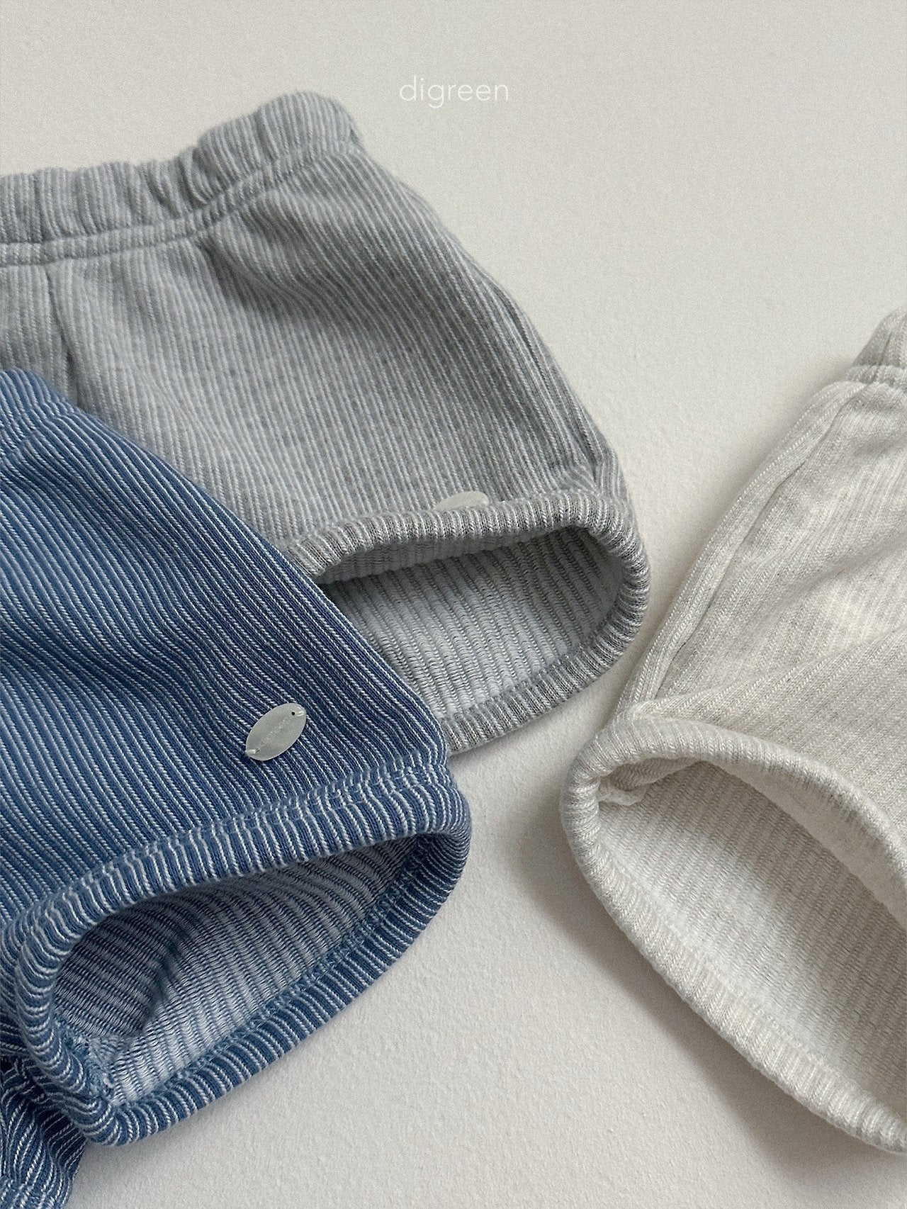 《予約》Etty Short Pants / digreen