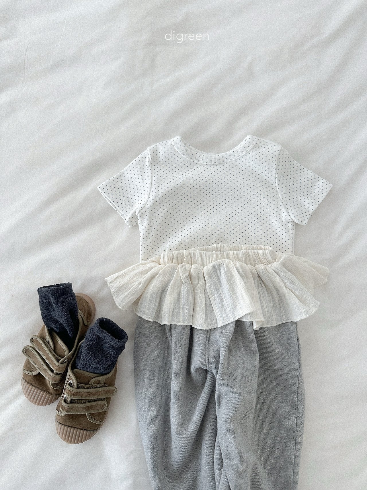 《予約》Emily Dot Tee / digreen