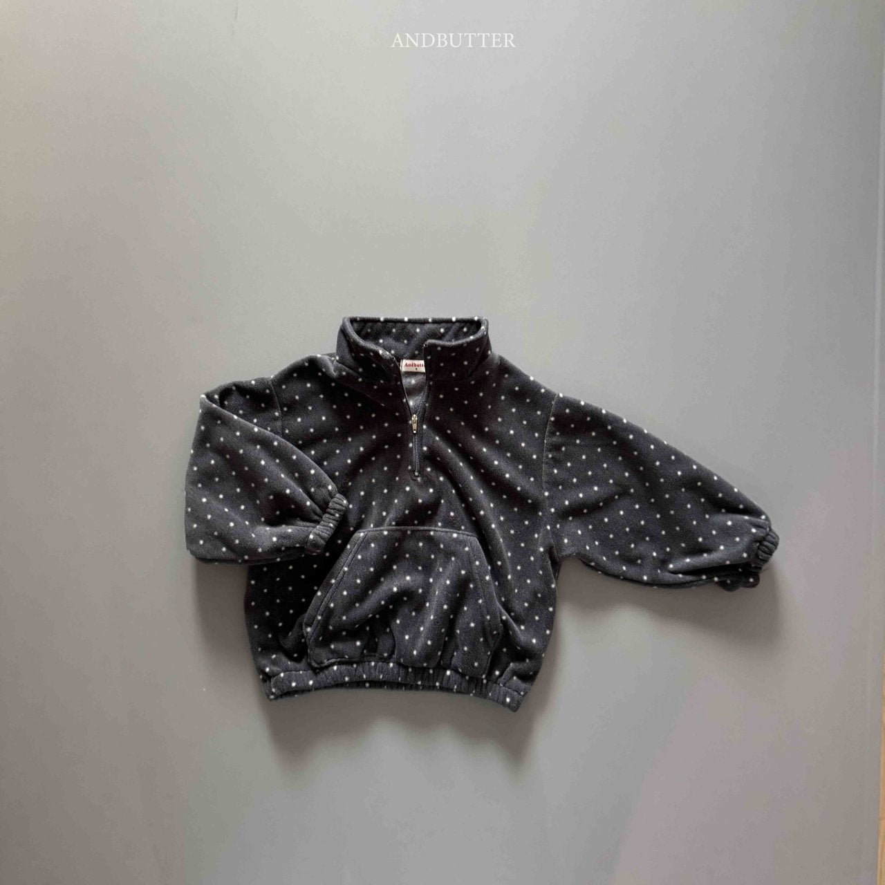《予約》Dot Half-Zip / andbutter