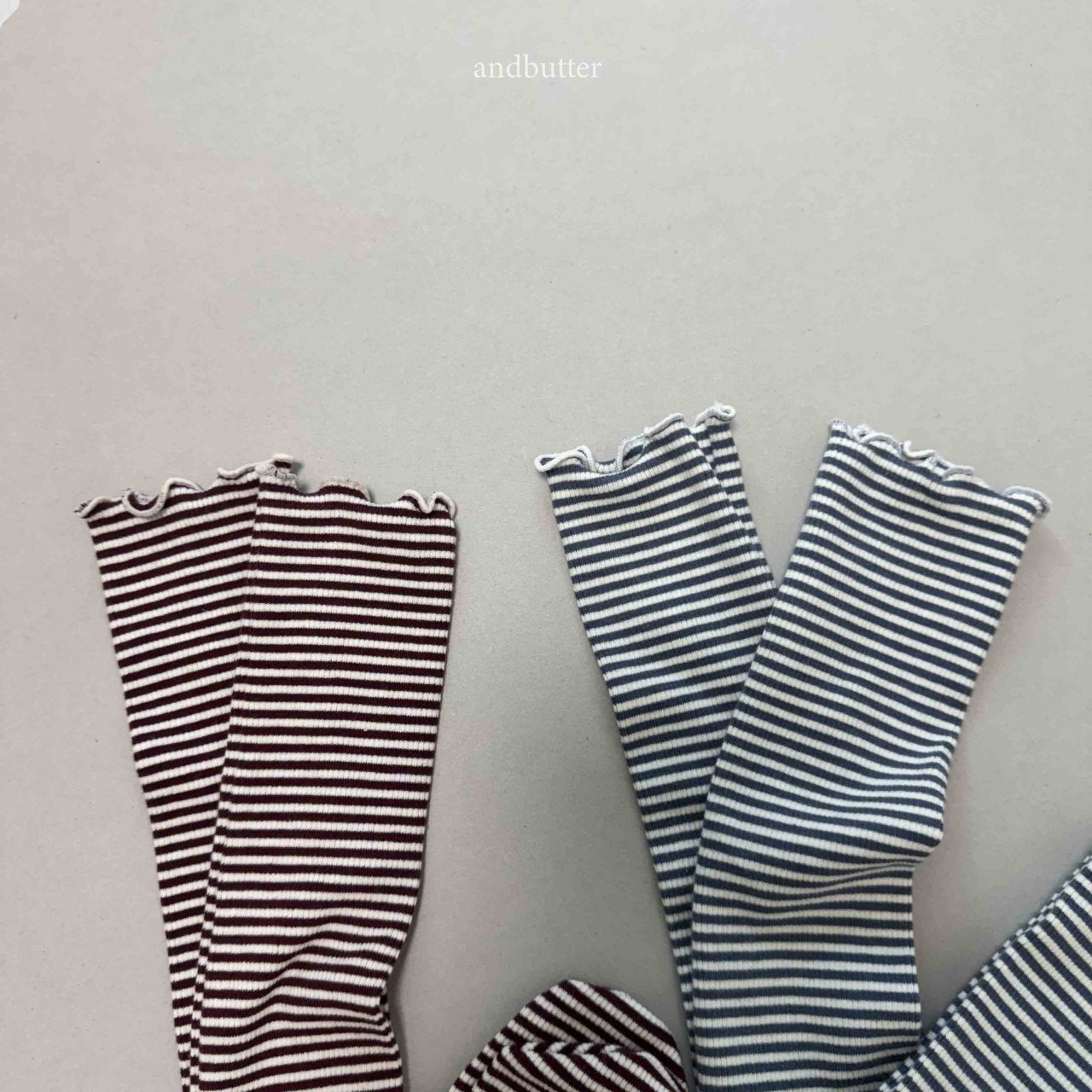 《予約》Flow Stripe Socks / andbutter