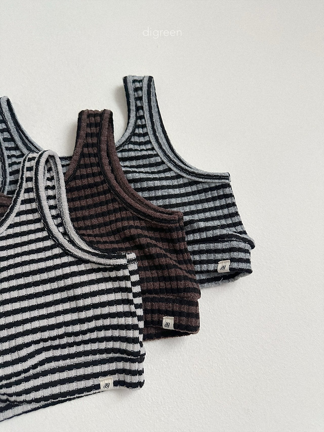 《予約》Rose Vest / digreen