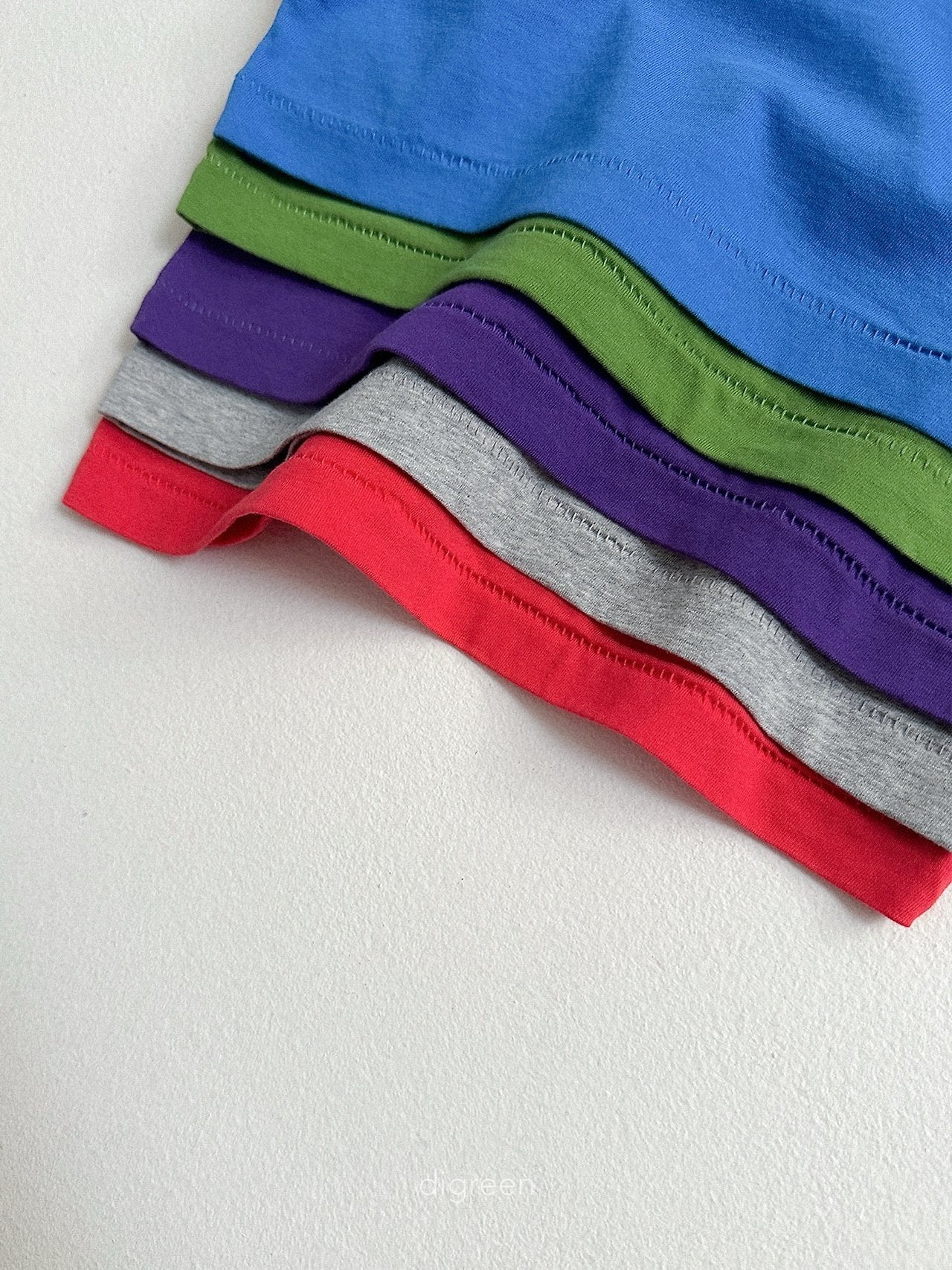 《予約》Vivid Tee / digreen