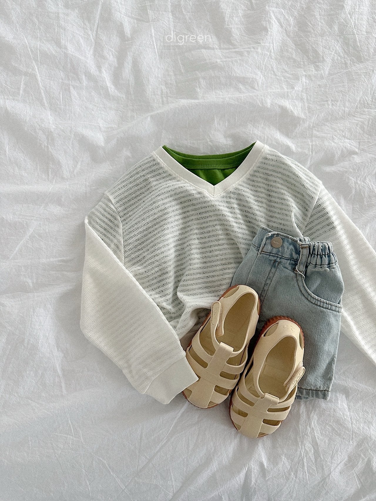 《予約》Vivid Tee / digreen