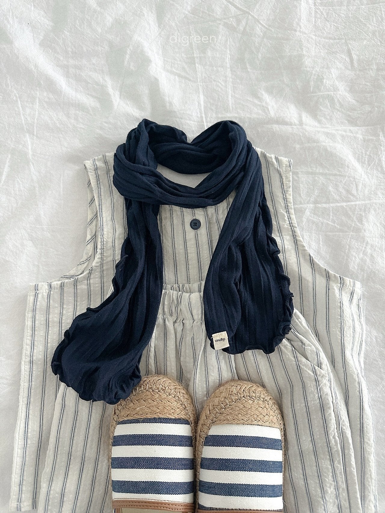 《予約》Classic Vest / digreen
