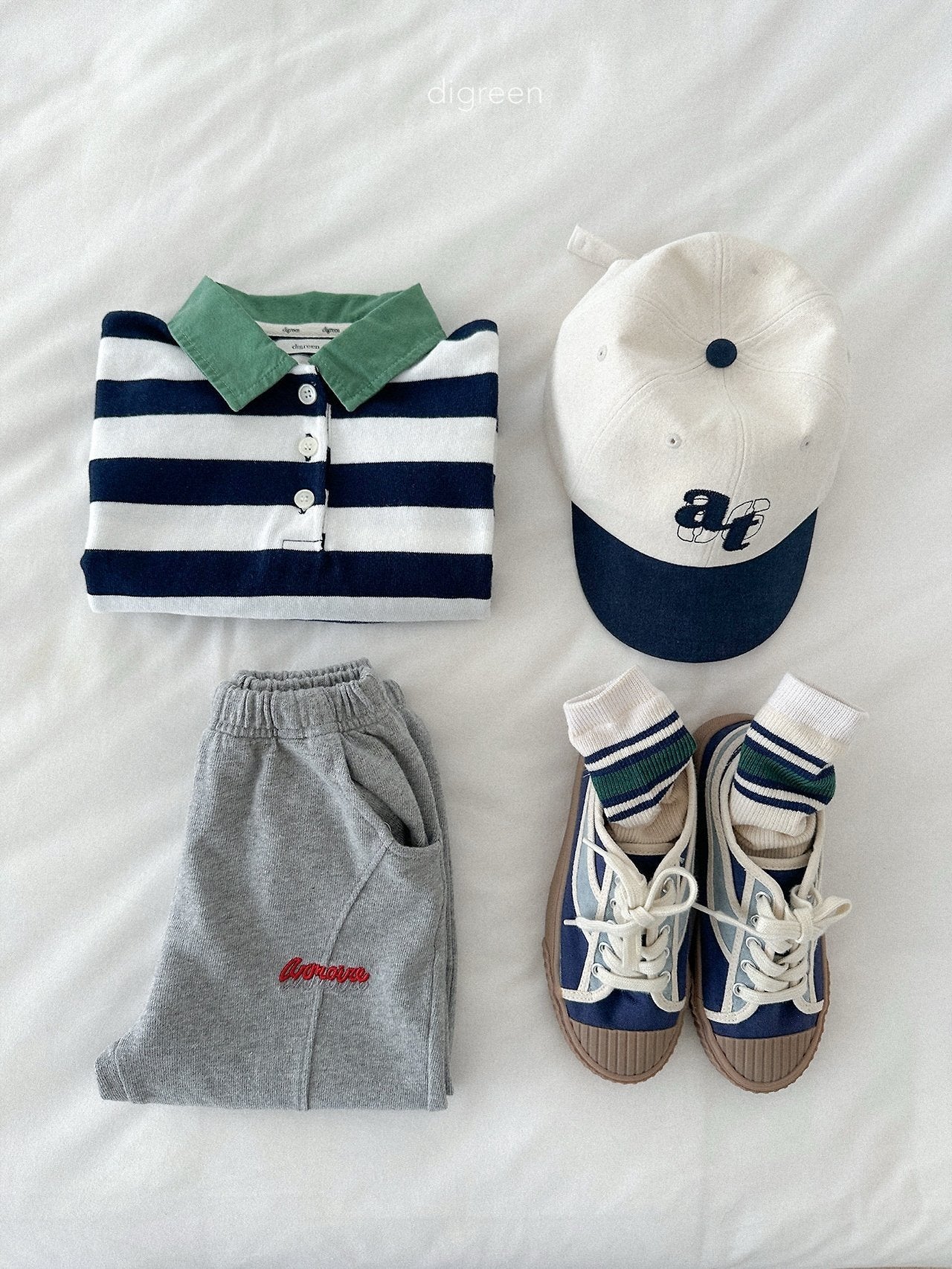 《予約》Striped Collar Man to Man / digreen