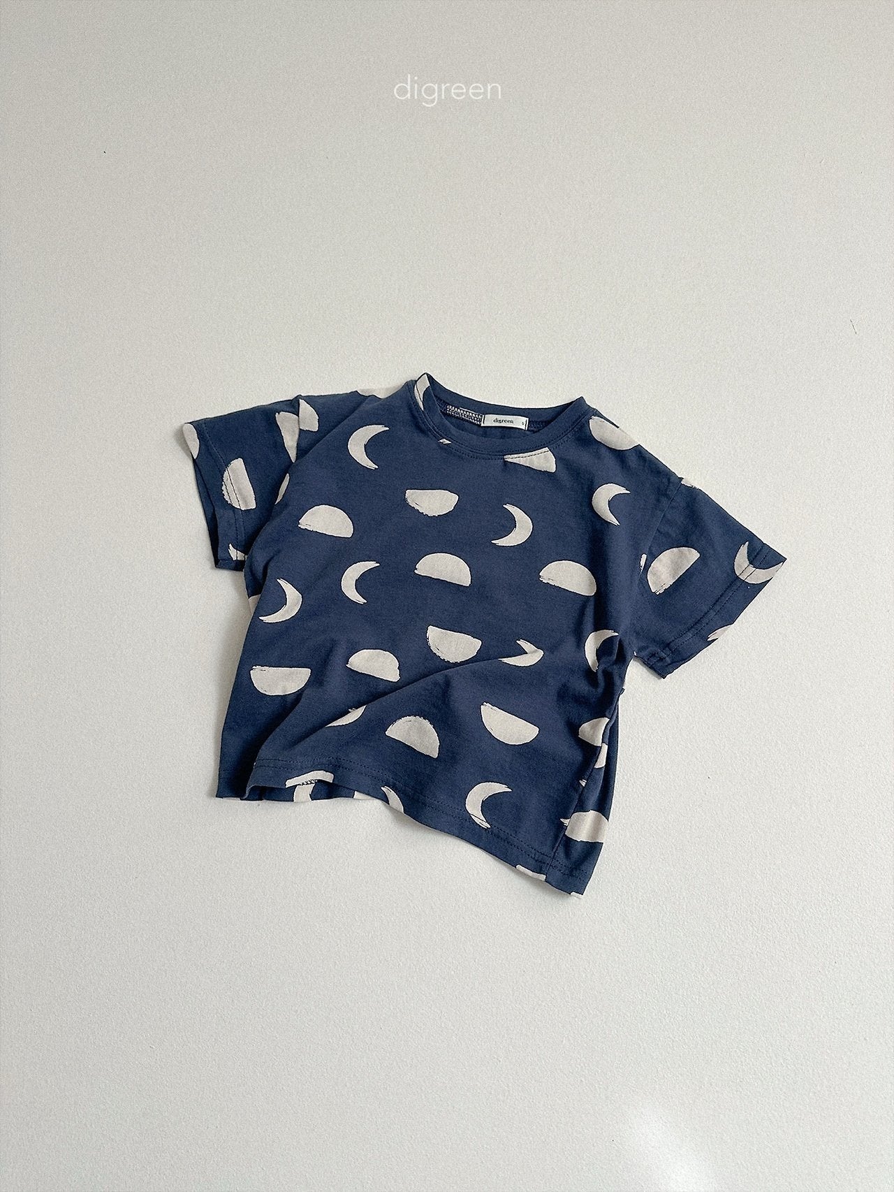 《予約》Half Moon Tee / digreen