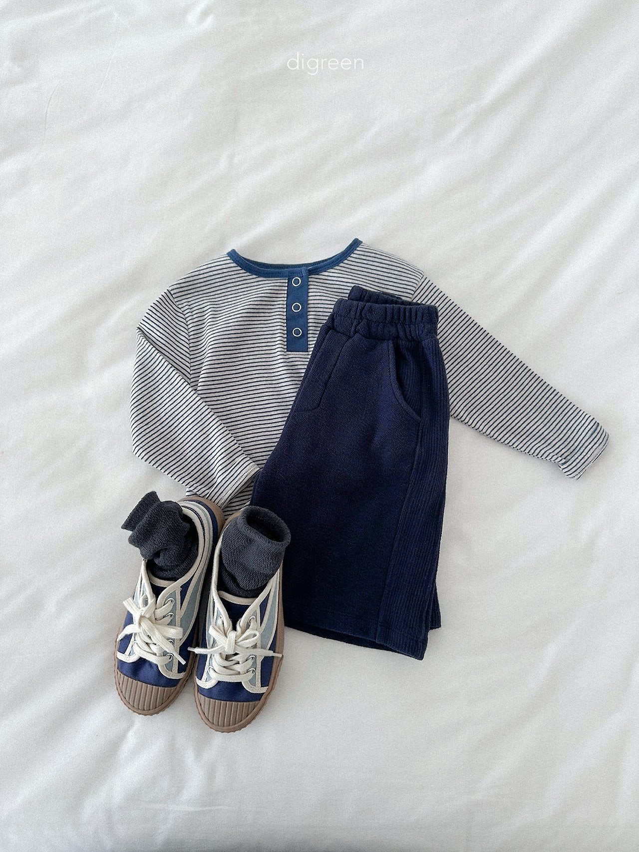 《予約》Henley Neck Tee / digreen