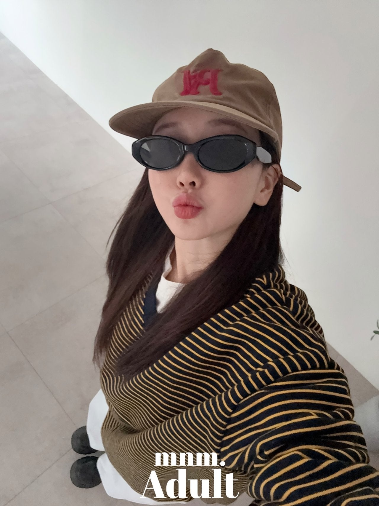 《予約》ST v-neck Sweatshirt（adultまで） / MINIMAL