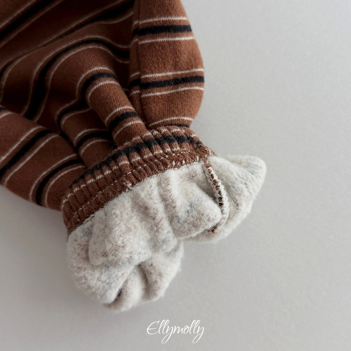 《予約》Toto Striped Jogger Pants / ELLY MOLLY