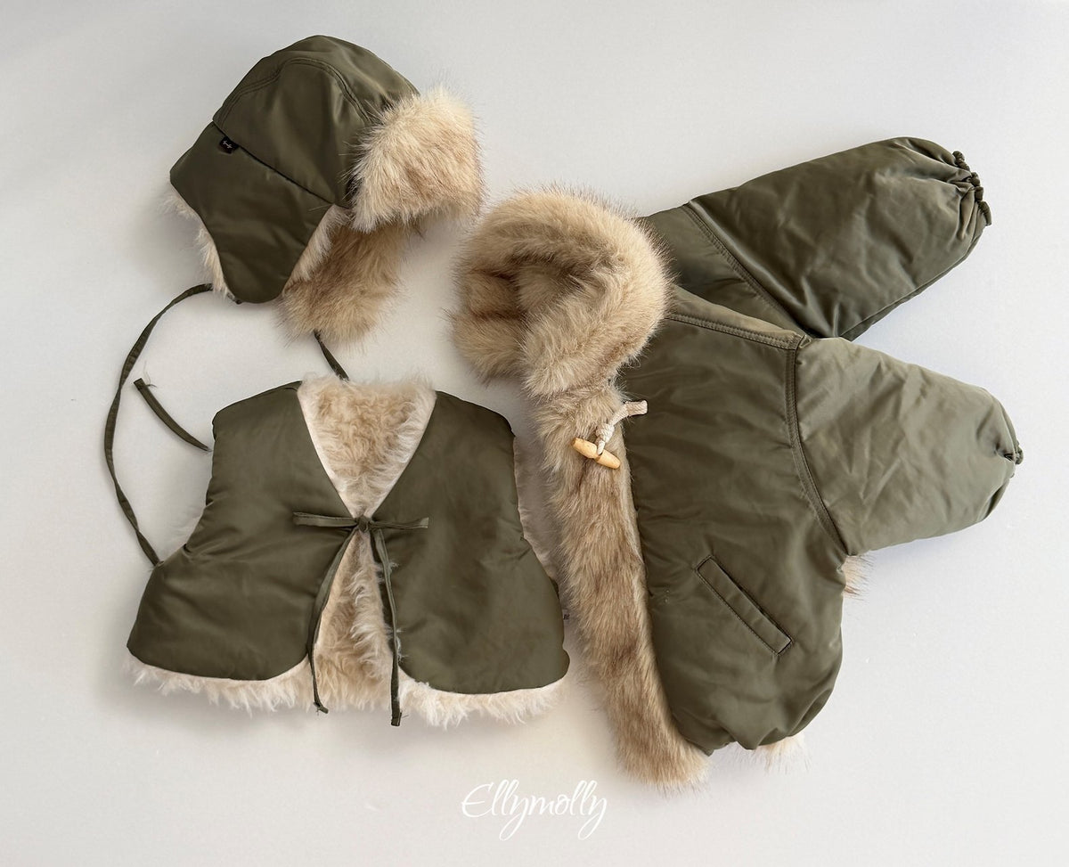 《予約》Eskimo Parka Jumper / ELLY MOLLY