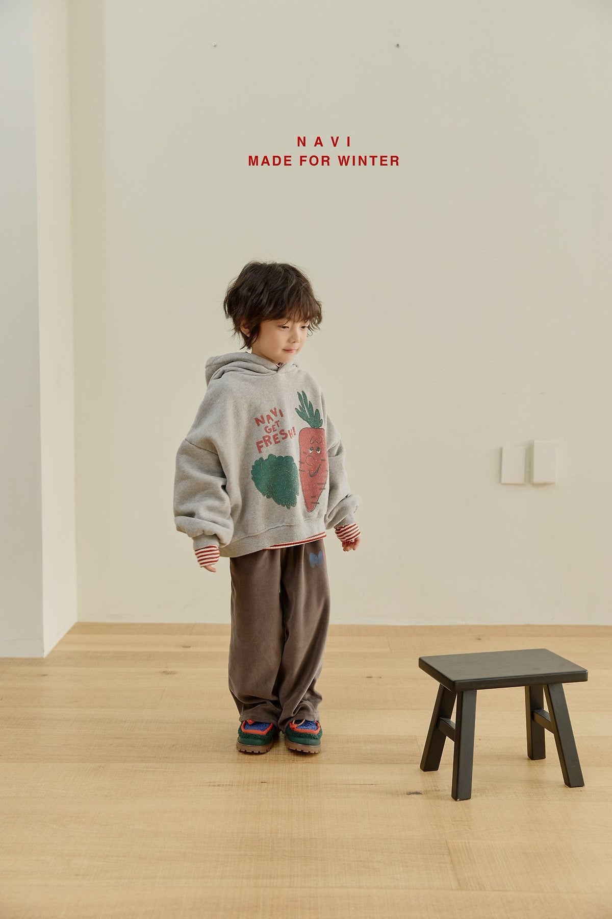 《予約》Butterfly Velour Pants / NAVI