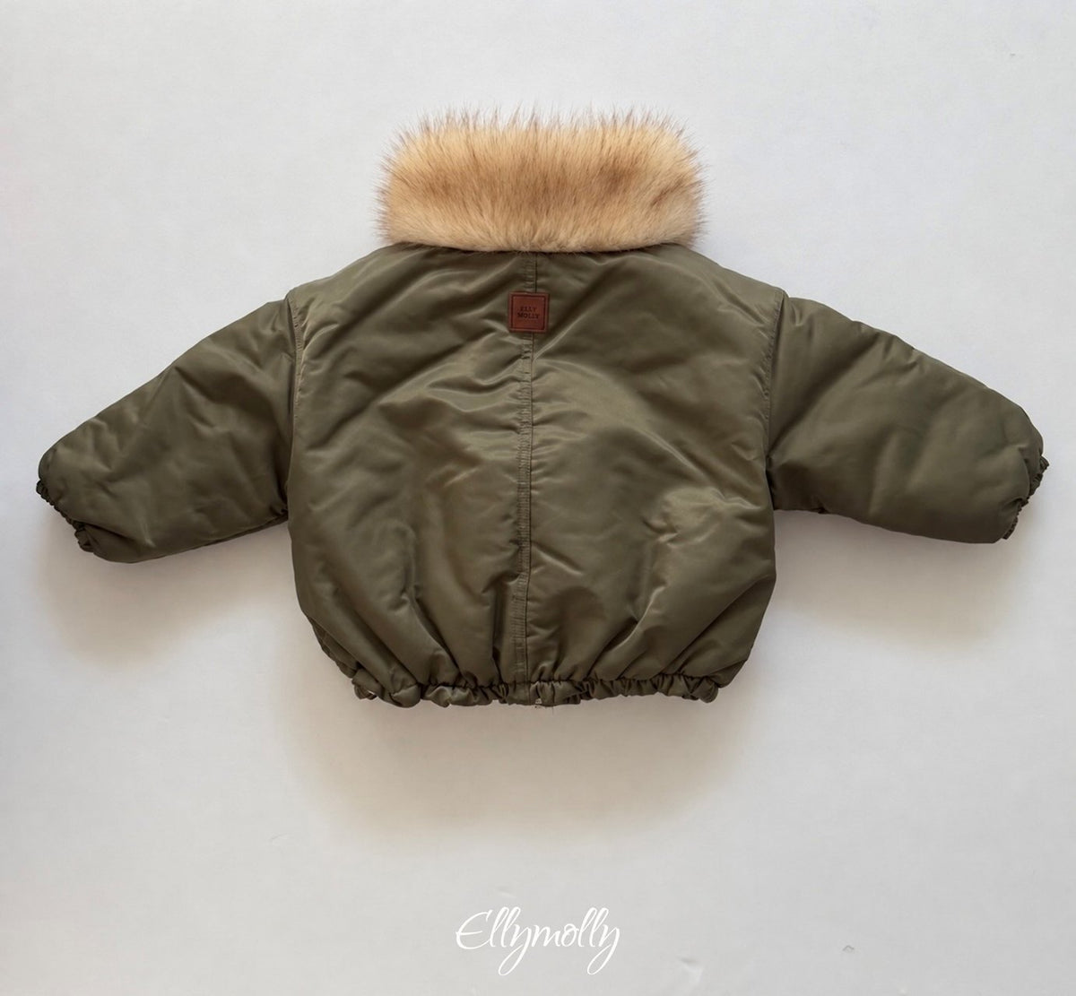《予約》Eskimo Parka Jumper / ELLY MOLLY