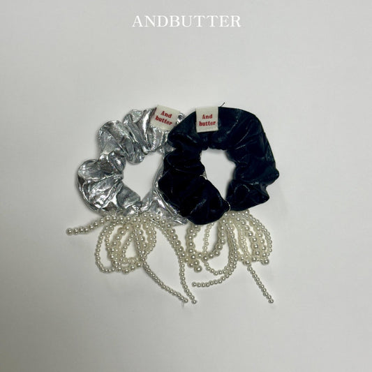 《予約》Metal Pearl Scrunchies / andbutter