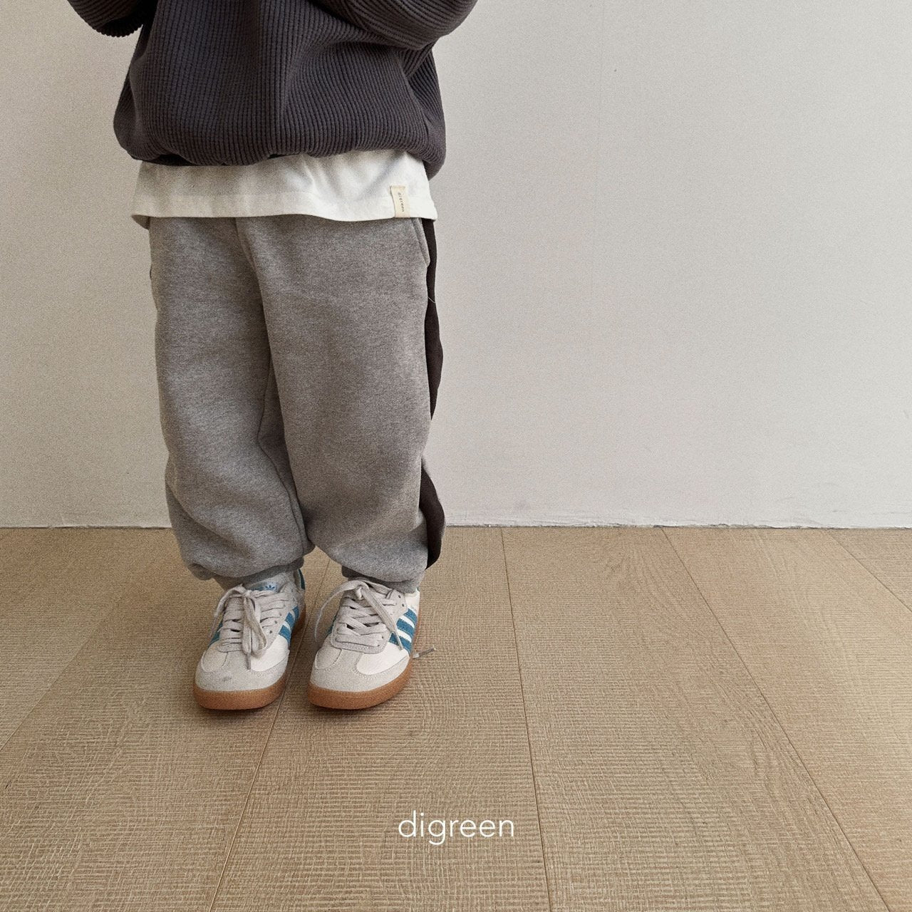 《即納》Line Jogger Pants