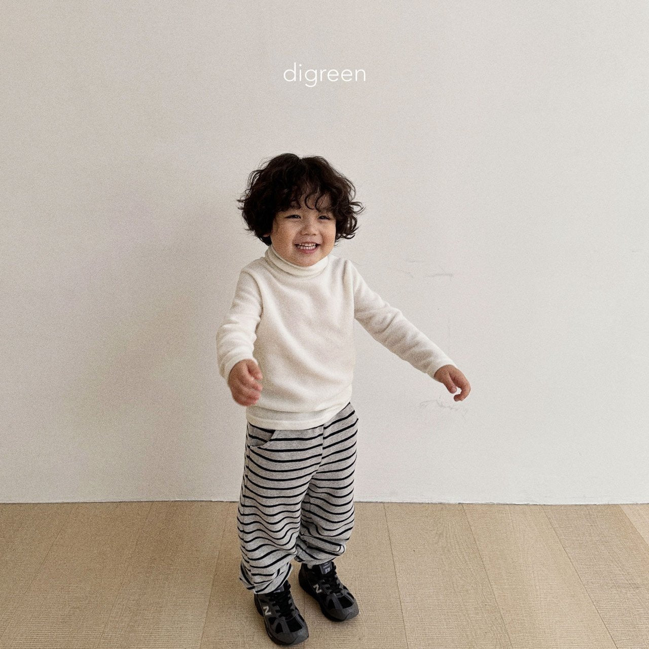 《M size Last 1点》Warm Stripe Pants