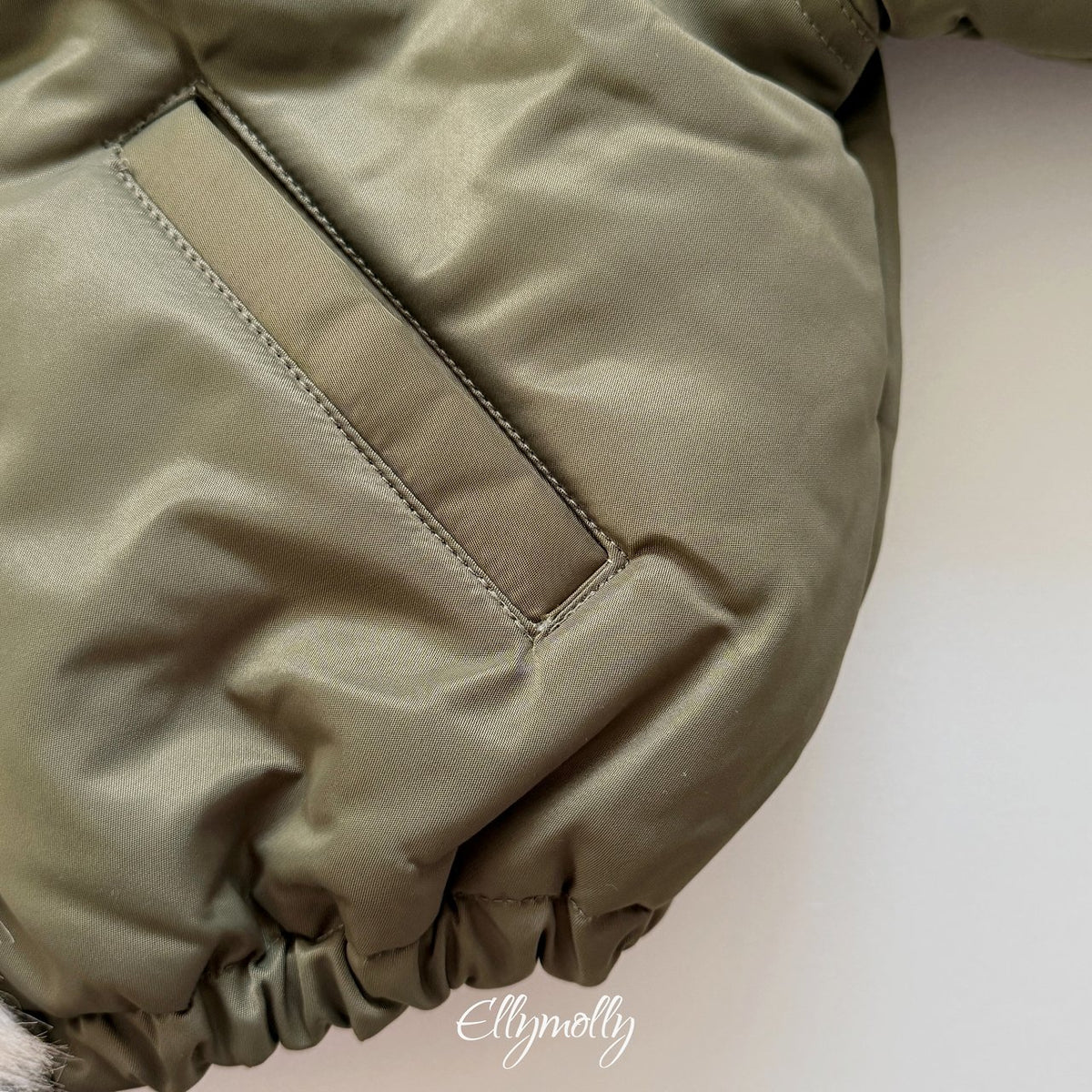 《予約》Eskimo Parka Jumper / ELLY MOLLY