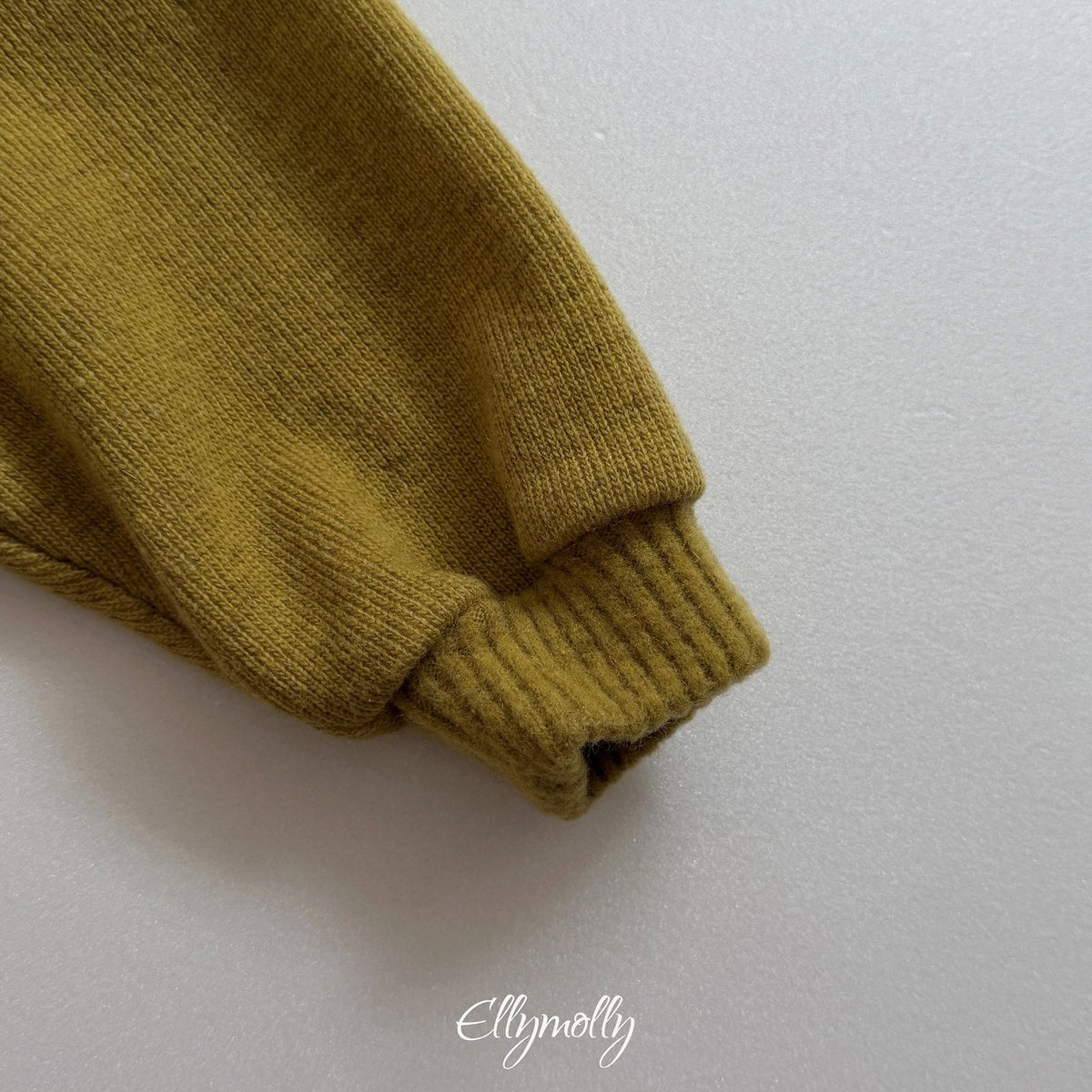 《予約》Arden Wool Half-Zip / ELLY MOLLY