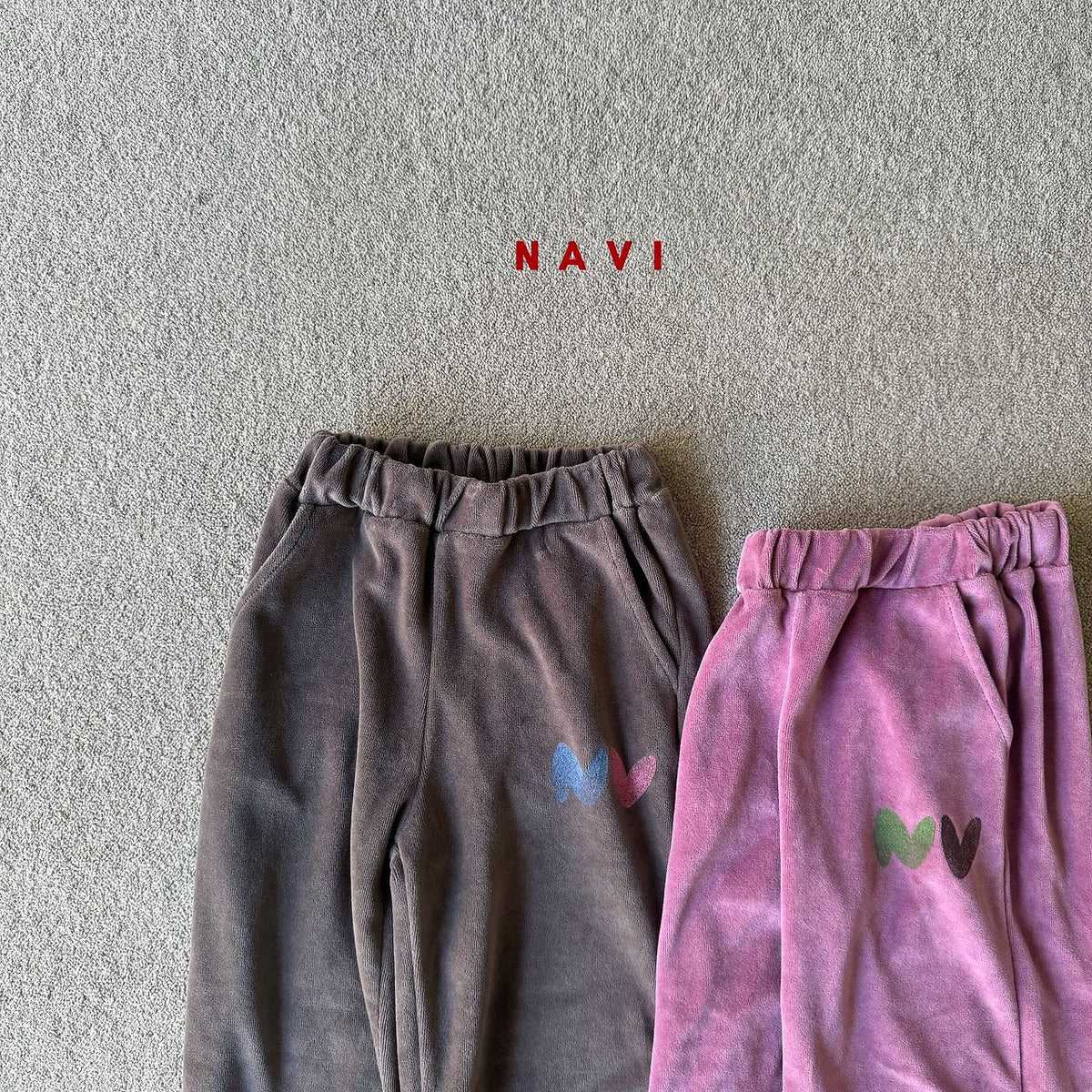 《予約》Butterfly Velour Pants / NAVI