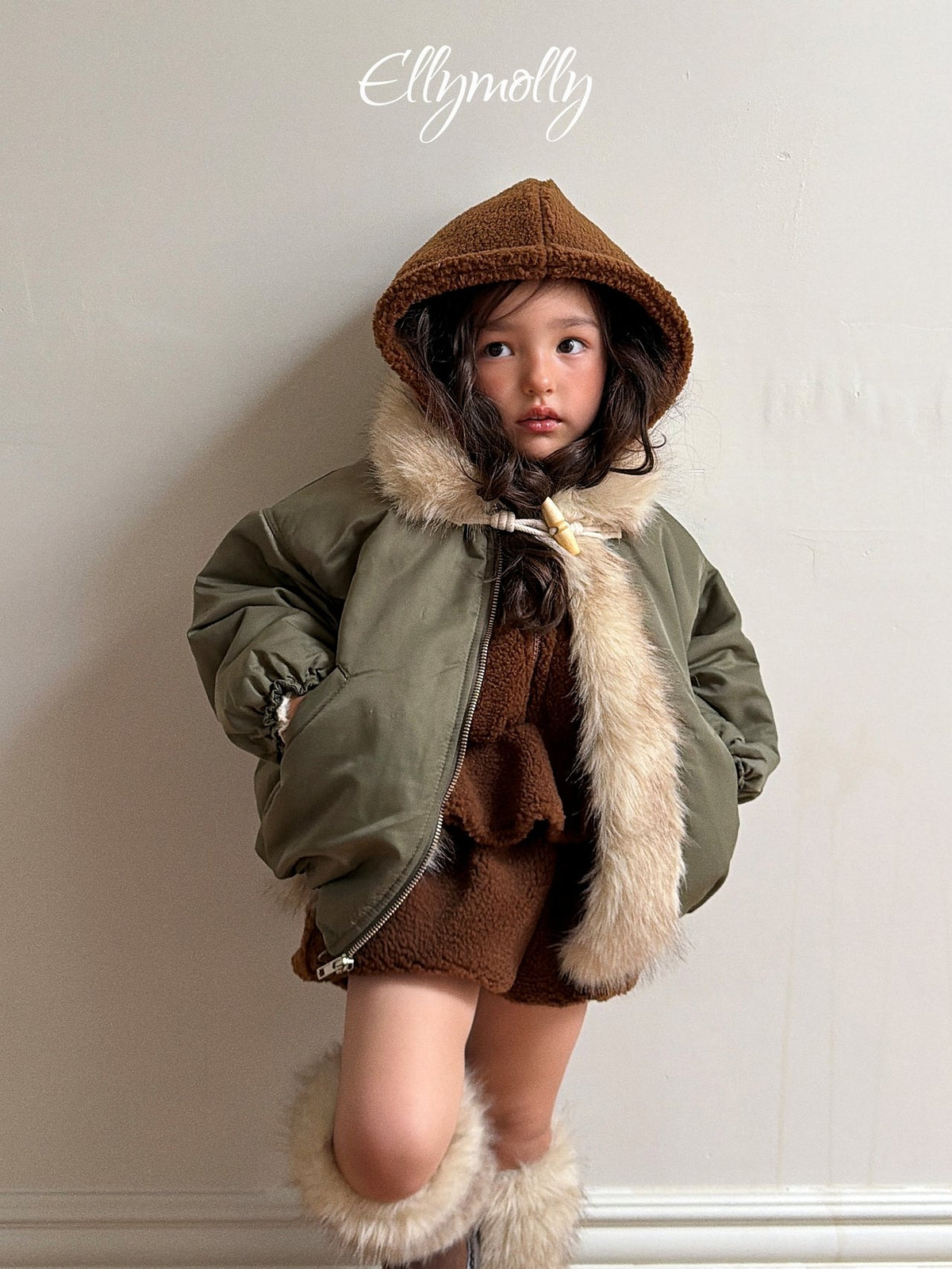 《予約》Eskimo Parka Jumper / ELLY MOLLY