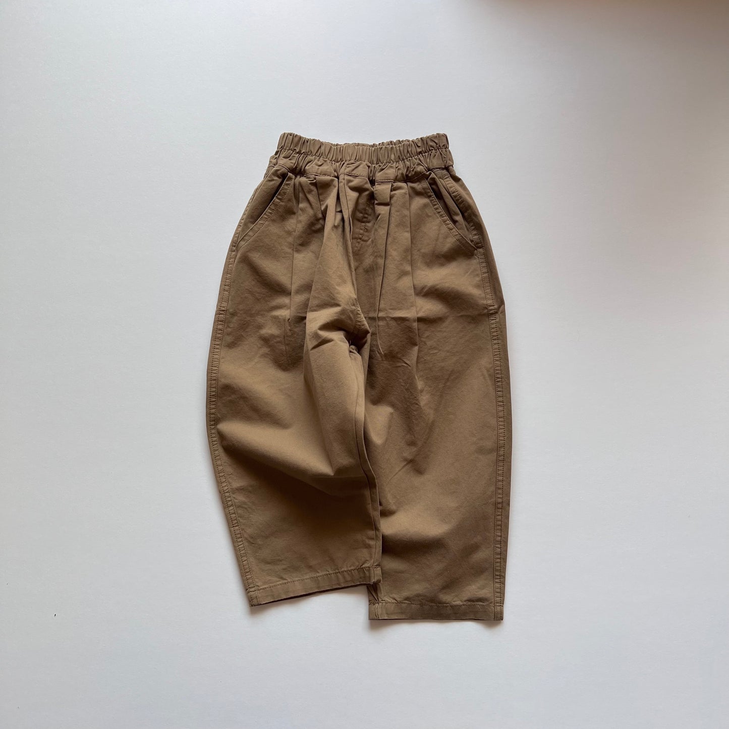 《beige 90 size》 Easy tuck pants