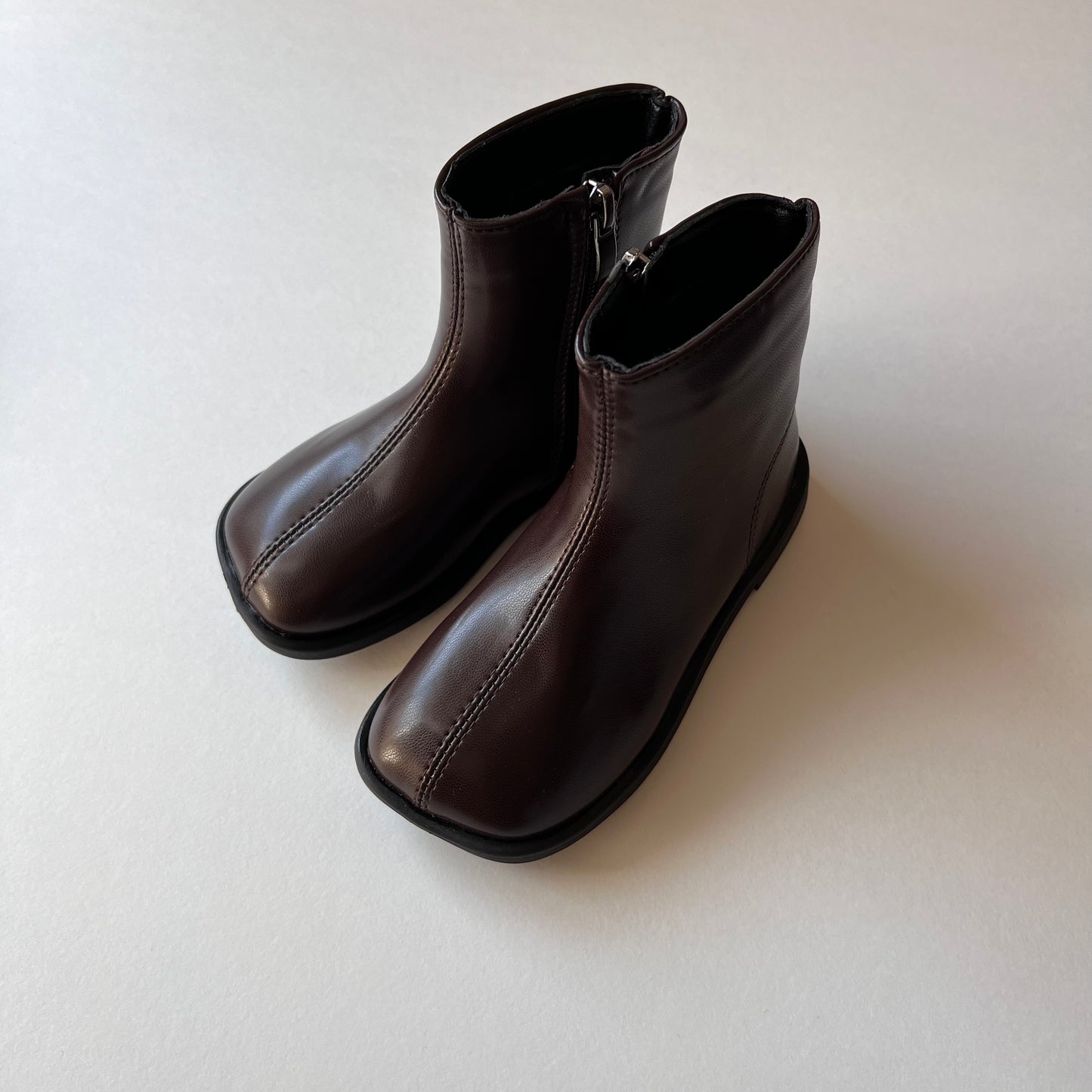 《残りブラウンのみ》Square toe short boots